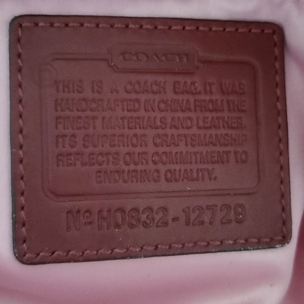 Authentic Coach Shoulder Handbag - Picture 7 of 7